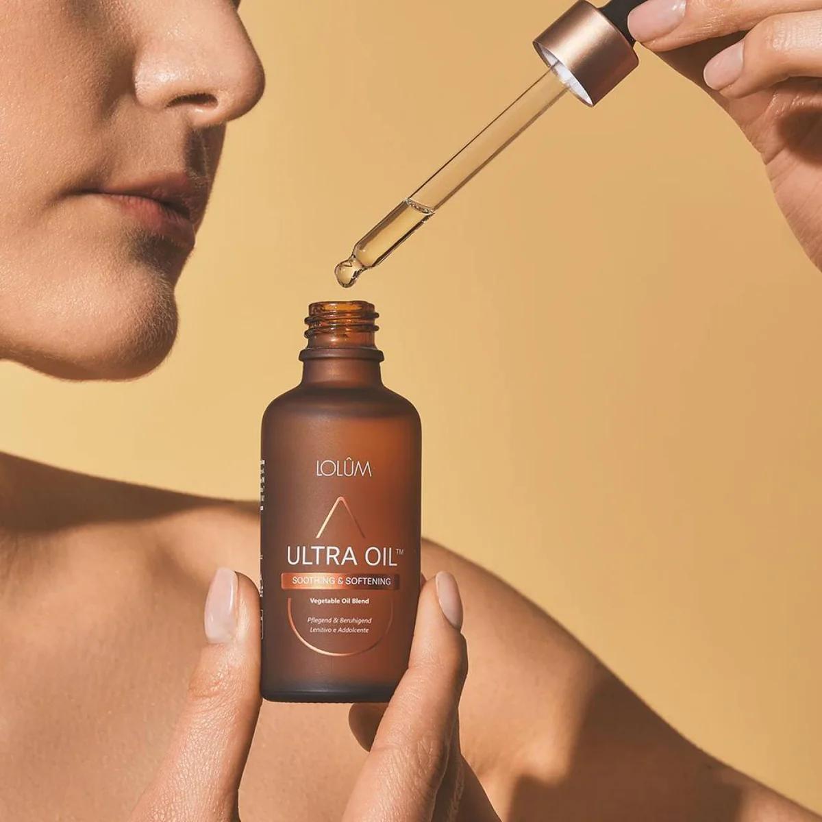 LO010- ULTRA OIL™ – Mélange d’huiles végétales à l’action repulpante et hydratante